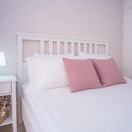 Cozy Kriopigi